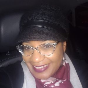 Meet your Posher, Venita